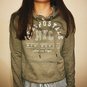 Green Aeropostale sweatshirt